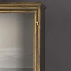 Vitrinekast Antiek Messing 19 Vitrinekast Antiek Messing -BEPUREHOME Winkel dutchbone gertlush antiek messing vitrinekast 06