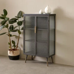 Zwarte Wandkast Met Geribbeld Glas -BEPUREHOME Winkel kare design gomera zwarte wandkast met geribbeld glas 04