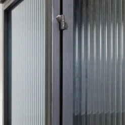 Zwarte Wandkast Met Geribbeld Glas -BEPUREHOME Winkel kare design gomera zwarte wandkast met koper 06