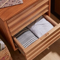 Nachtkastje Van Licht Hout -BEPUREHOME Winkel kave home delsie nachtkastje van licht hout 03 1