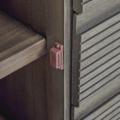 Wandkast Grijs Acaciahout 12 Wandkast Grijs Acaciahout -BEPUREHOME Winkel kave home indiann wandkast grijs acaciahout 04