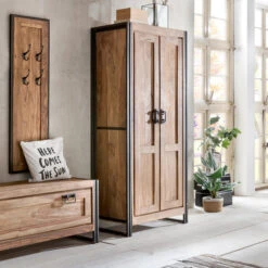 Bergkast Sheeshamhout