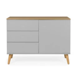 Modern Dressoir Met Eiken Blad