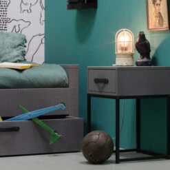 WOOOD Stoer Nachtkastje Van Grijs Hout -BEPUREHOME Winkel woood morris stoer nachtkastje van grijs hout 4