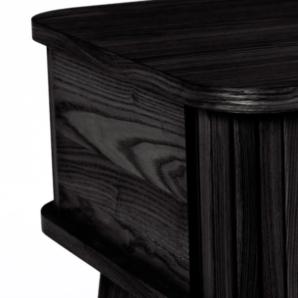 Zuiver Zwart Retro Nachtkastje 8 Zuiver Zwart Retro Nachtkastje - Afbeelding 6