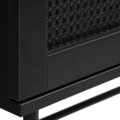 Zwarte Rotan Nachtkastje 13 Zwarte Rotan Nachtkastje -BEPUREHOME Winkel zwarte rotan bijzettafel bodio pose 05